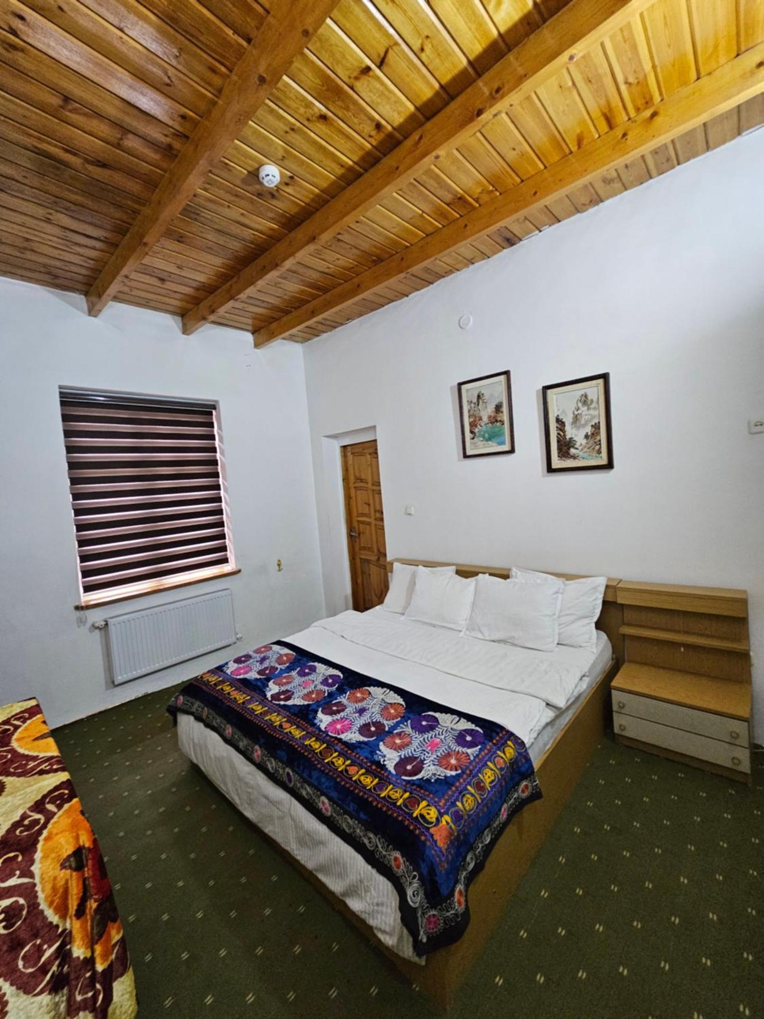 Sim-Sim Hostel & Backpackers ซามาร์คันด์ ภายนอก รูปภาพ