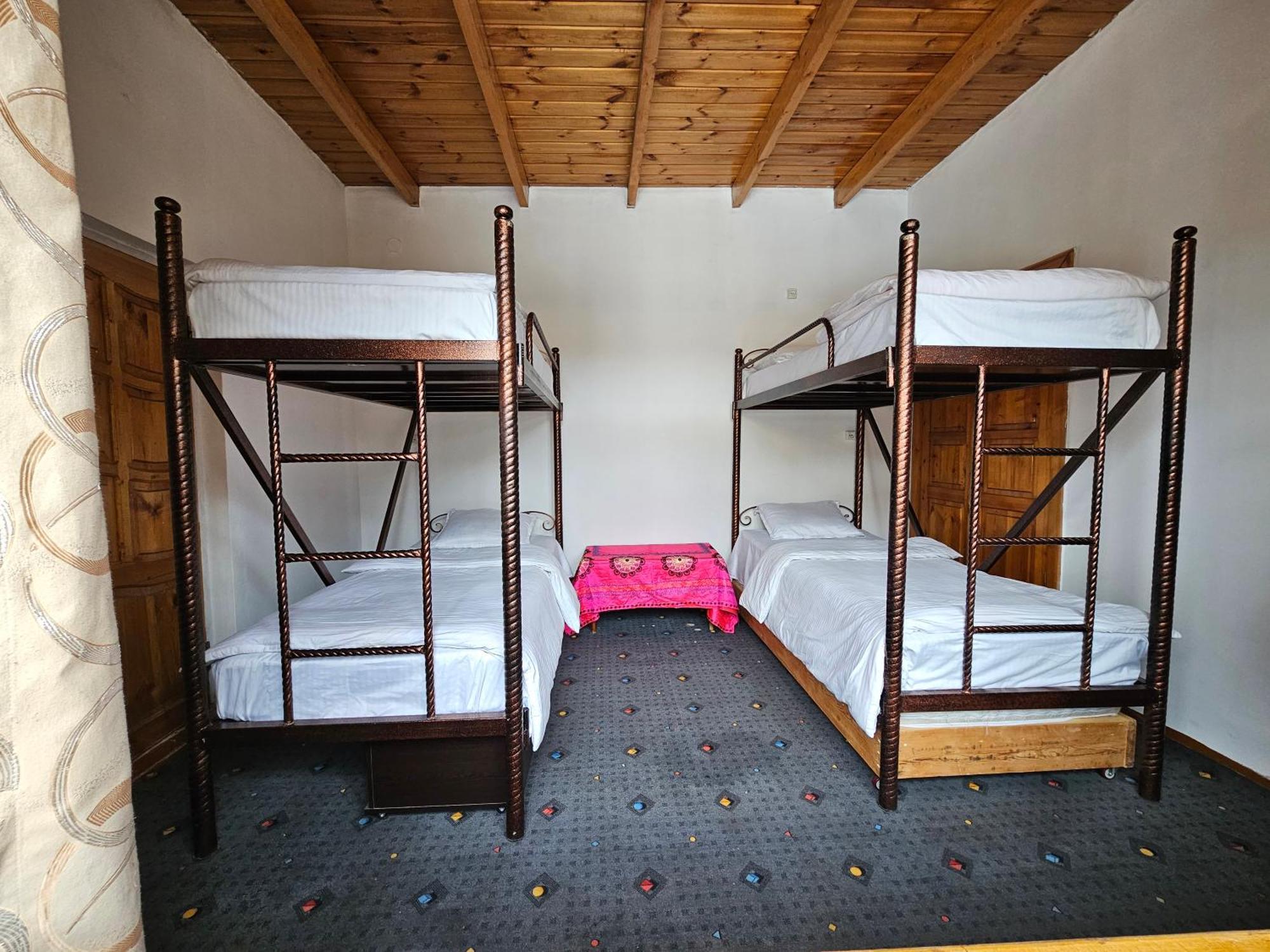 Sim-Sim Hostel & Backpackers ซามาร์คันด์ ภายนอก รูปภาพ