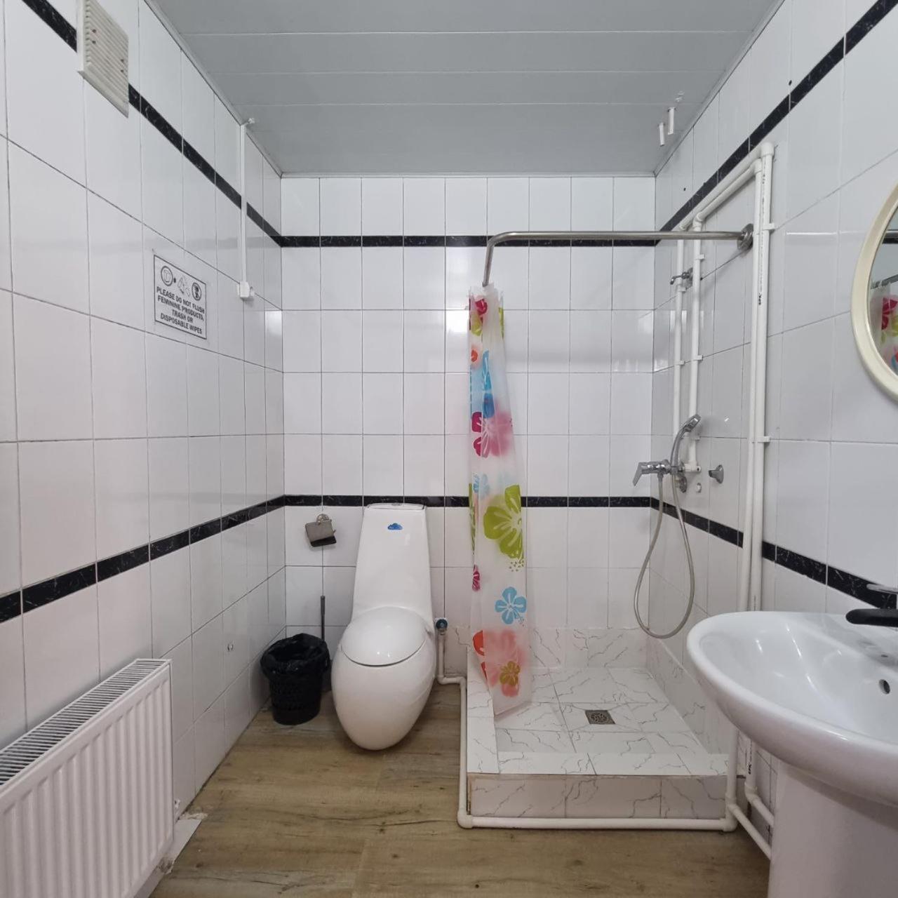 Sim-Sim Hostel & Backpackers ซามาร์คันด์ ภายนอก รูปภาพ